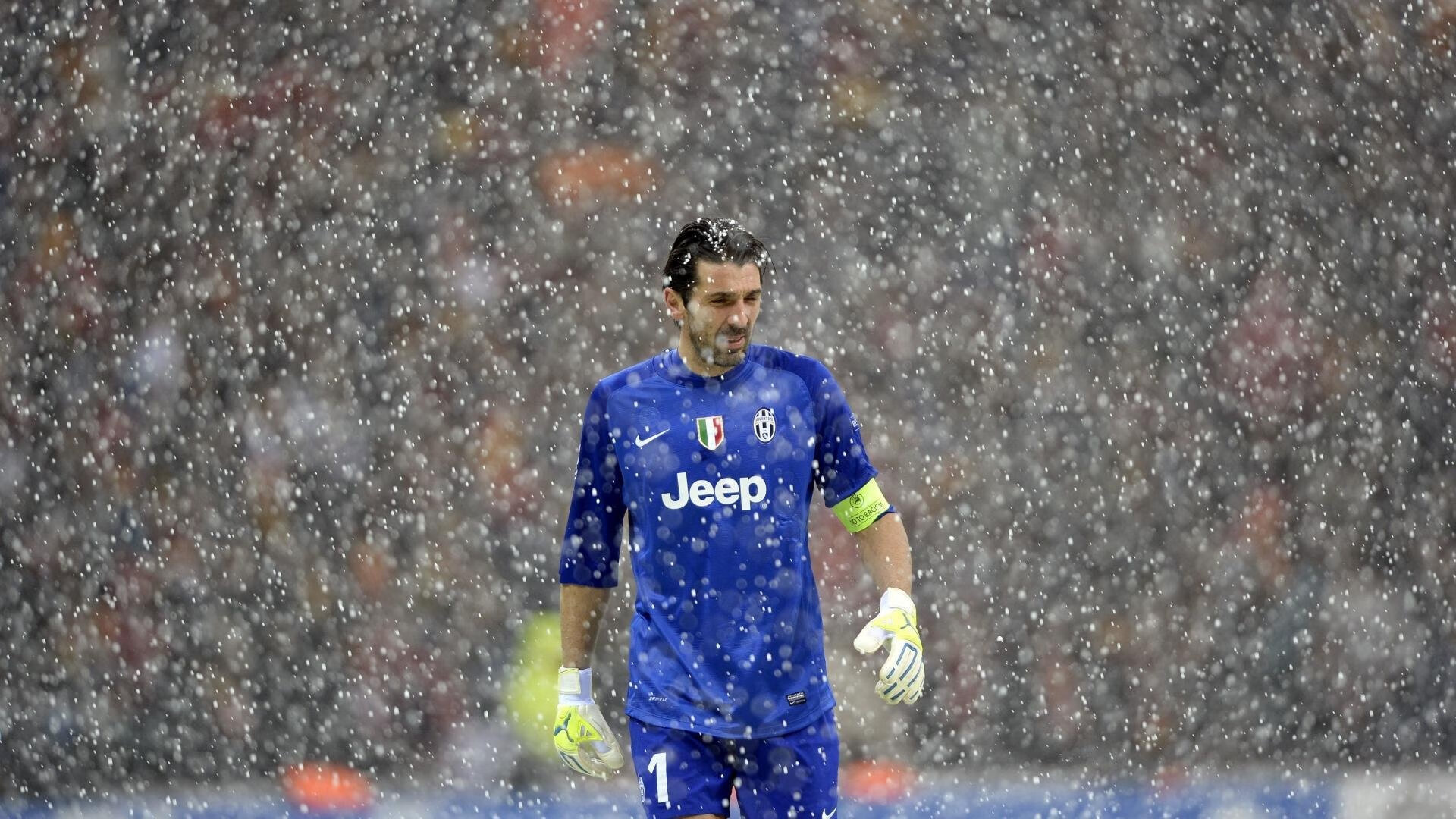 赛场“恶战”：悬念迭起的激烈对决